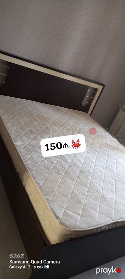 Taxt satılır matras daxil *Qiymət 150 azn* Heç bir puroblemi yoxdur — Bakı
