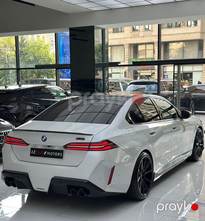 BMW 530, 2.0 L, 2024 il, 40 000 km — Avtomobillər, Bakı (9)