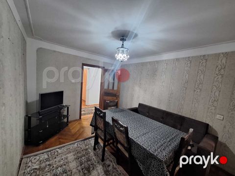 İcarəyə verilir 4 otaqlı köhnə tikili 90 m² — Bakı