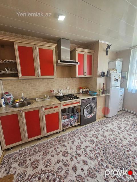 Satılır 3 otaqlı Bina evi menzil (Köhnə tikili), 72 m², 6-cı mikrorayon — Sumqayıt