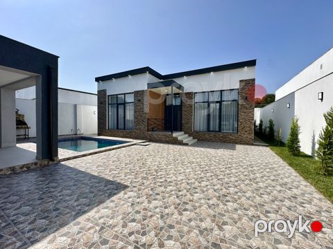 Satılır 4 otaqlı həyət evi/bağ evi 140 m² — Bakı