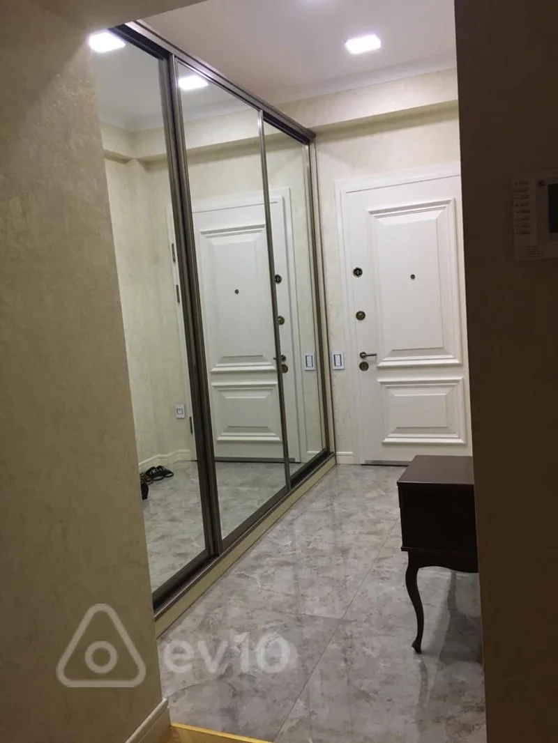 3 otaqlı mənzil, 146 m², F.Qasımzadə küç. — kirayə — Mənzil, Bakı (7)