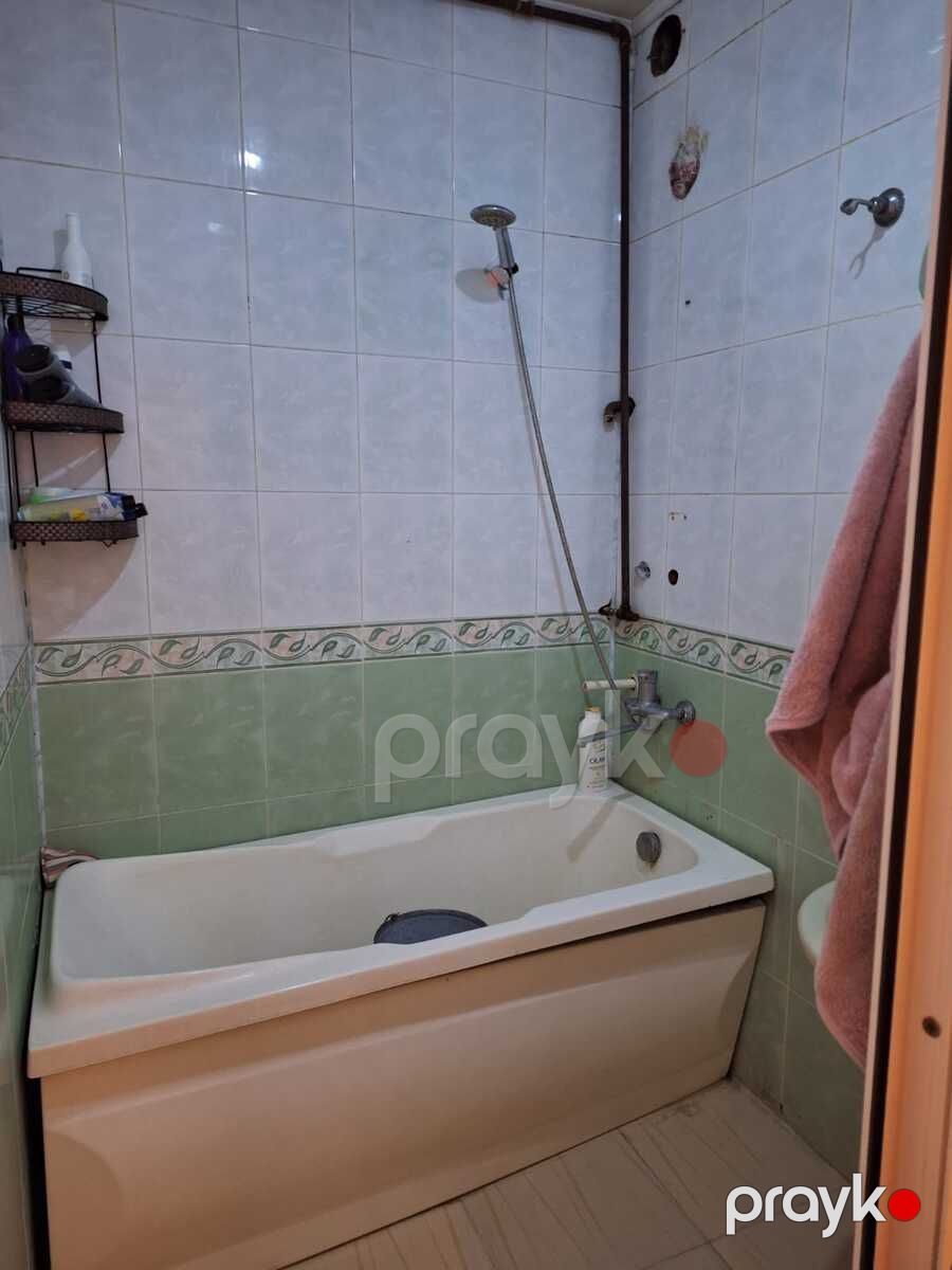 Satılır 2 otaqlı köhnə tikili 56 m² — Mənzil, Bakı (9)