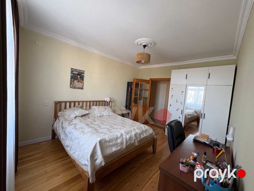 Satılır 5 otaqlı köhnə tikili 100 m² — Mənzil, Bakı (9)