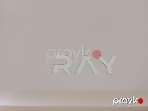 RAY dırnaqlar üçün Uv/led lampa - Ağımtıl korpuslu, üst hissədə “RAY”