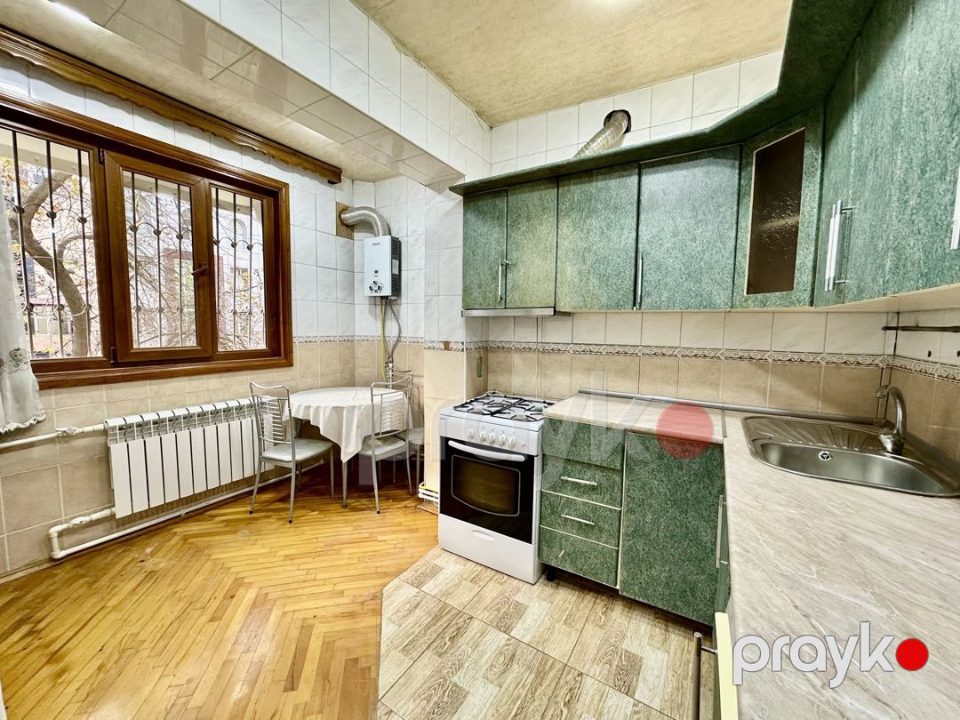 Satılır 2 otaqlı köhnə tikili 65 m² — Mənzil, Bakı (12)