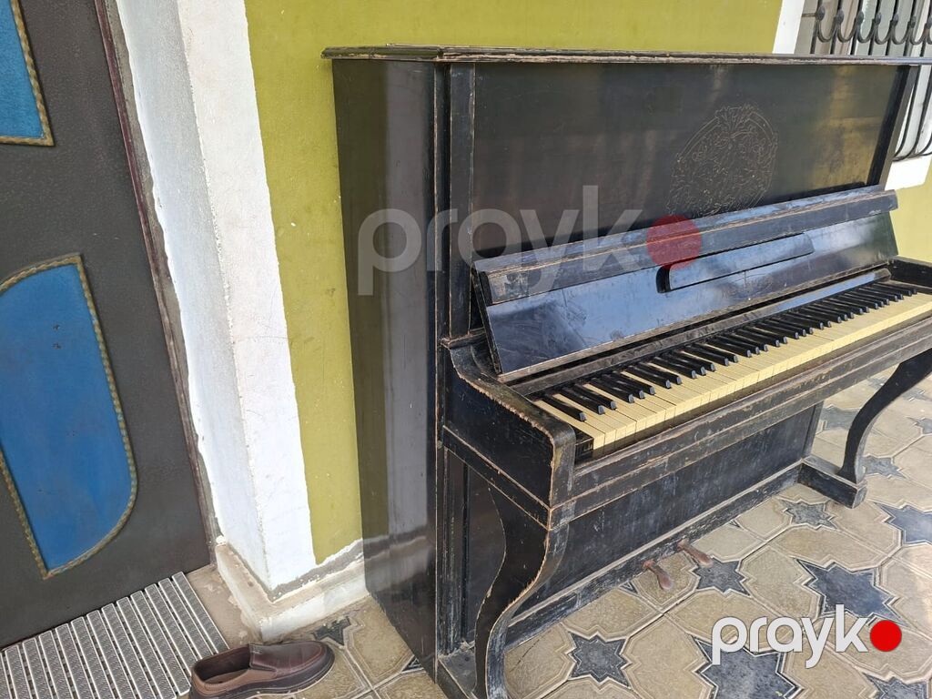 Pianino satılır problemsiz ünvan Mehdiabad qəsəbəsi — Pianino və digər klaviş alətləri, Mehdiabad (5)