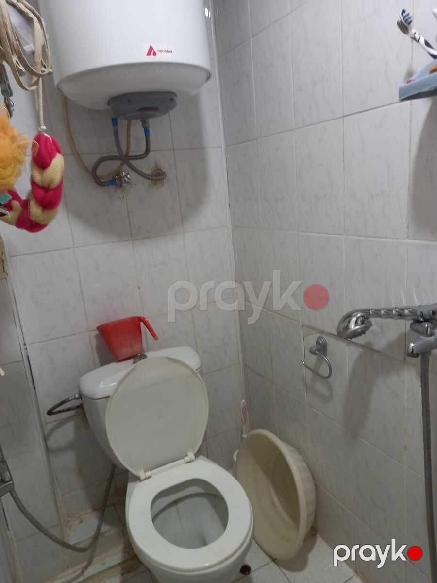 Satılır 2 otaqlı köhnə tikili 65 m² — Mənzil, Bakı (11)