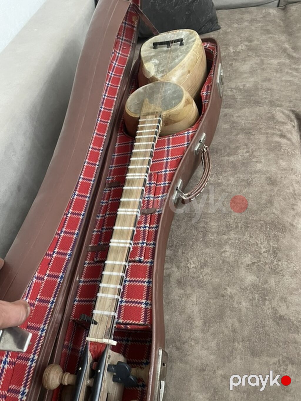 Tar – milli simli musiqi aləti - Korpus: iki hissəli (çanaq) — Gitarlar və digər simli alətlər, Bakı (4)