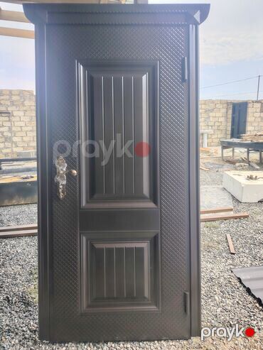 Seyf qapılar, dəmir qapılar — Bakı
