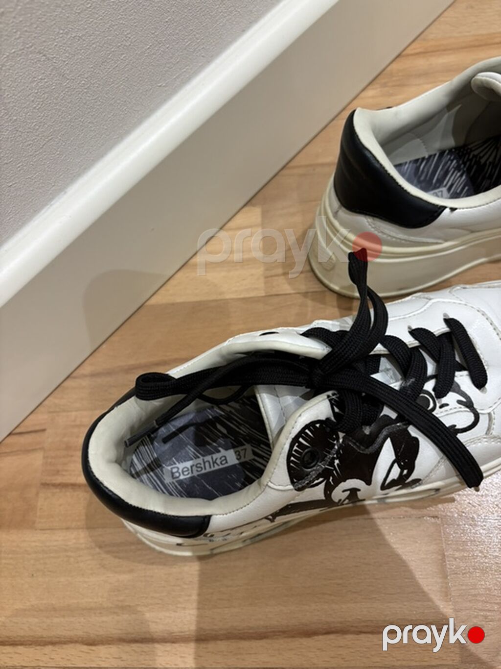 Bershka krasovka 37 olchu, chox az geyinilib yeni kimidir — Krosovka, Bakı (2)
