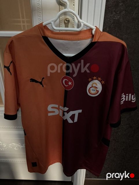 Premium Galatasaray futbol forması dəsti - Klub: Galatasaray SK — Bakı