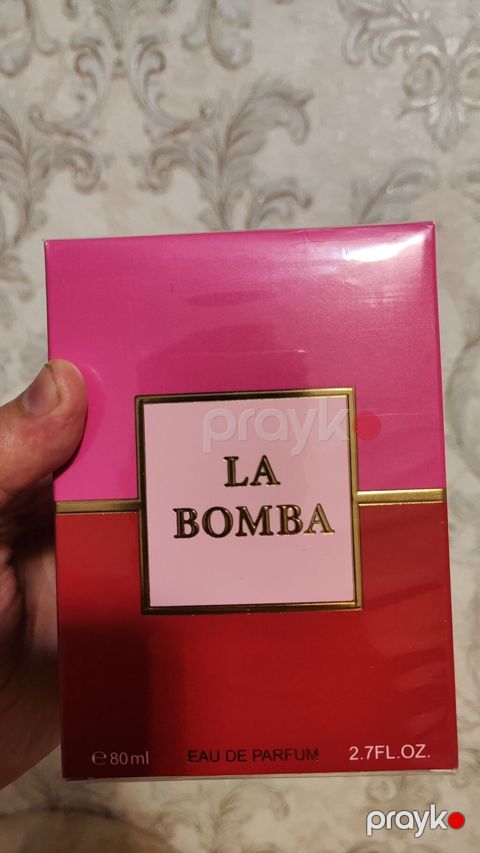 La bomba parfum 80ml Dubay istehsalidi qaliciliqi 10.12 saatdi — Bakı