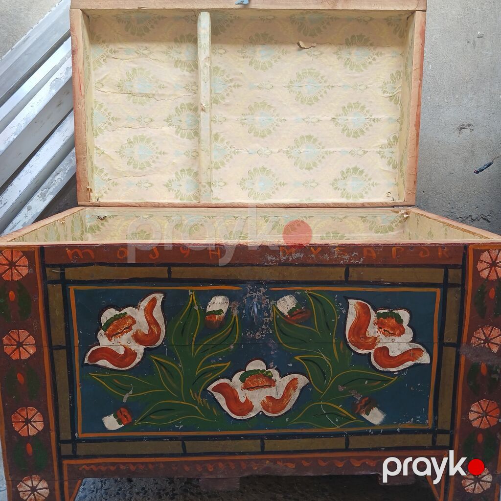 Əl naxışlı taxta sandıq - Material: bərk ağac - Üst və ön hissə: əl — Pul qutusunun və şkatulyalar, Digah (2)