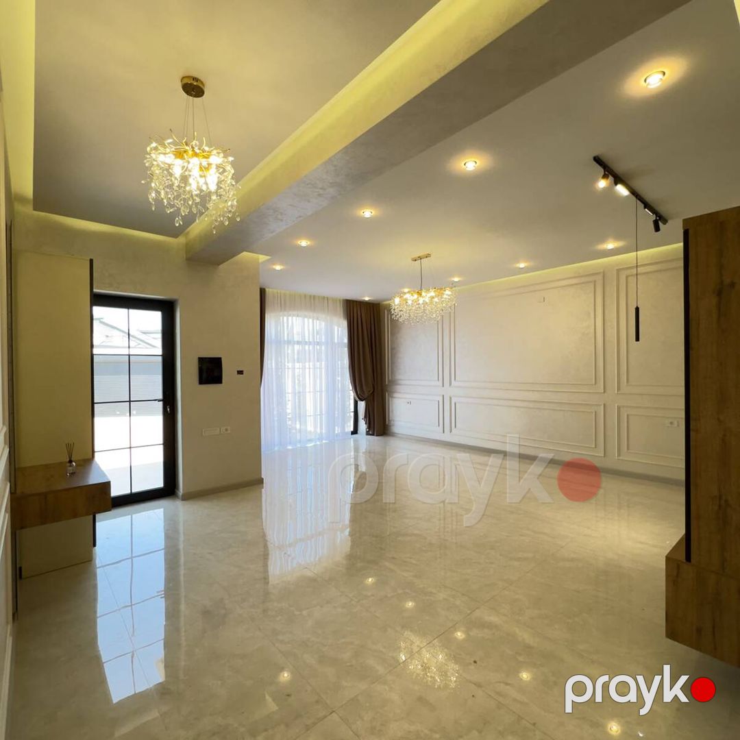 Satılır 5 otaqlı həyət evi/bağ evi 250 m² — Ev, villa, Bakı (12)