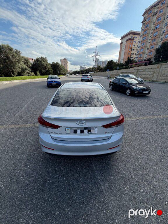 Hyundai Avante, 1.6 L, 2016 il, 193 414 km — Avtomobillər, Bakı (2)