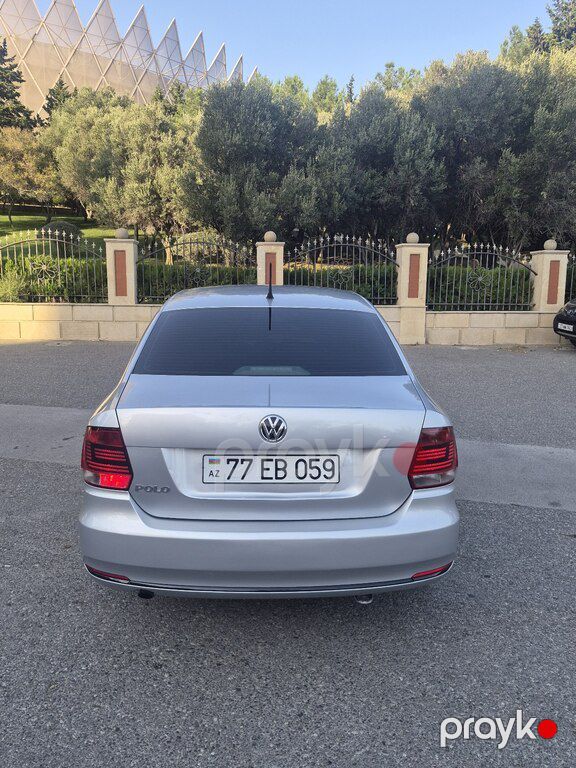 Volkswagen Polo, 1.6 L, 2018 il, 188 121 km — Avtomobillər, Bakı (4)