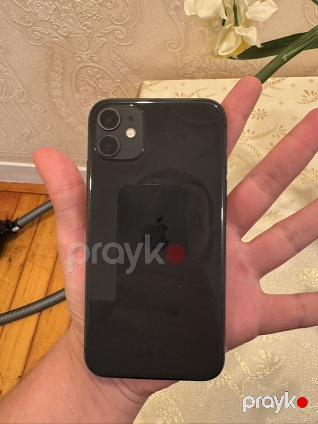 IPhone 11, Qara, Simsiz şarj — Apple iPhone, Mingəçevir (2)