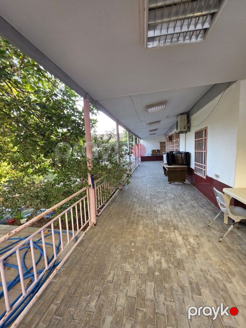 Satılır 4 otaqlı həyət evi/bağ evi 130 m² — Bakı