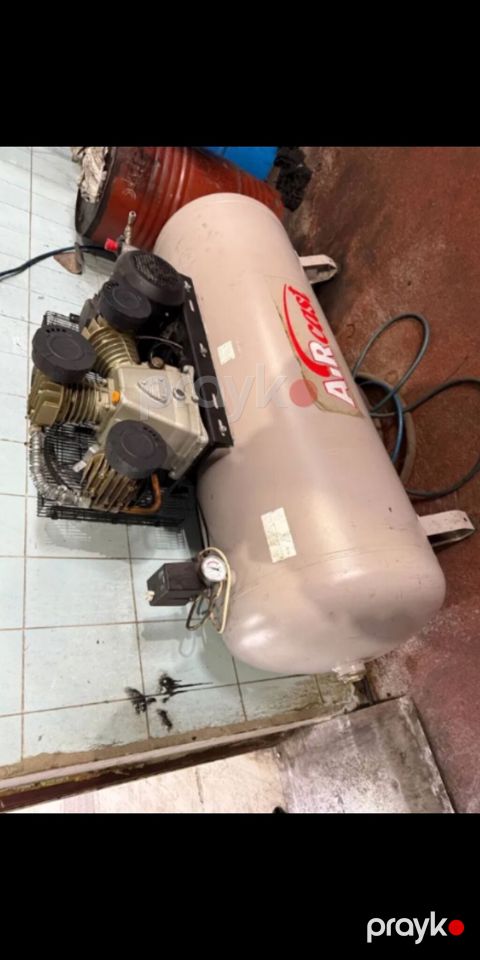 500 l, Yeni — Bakı