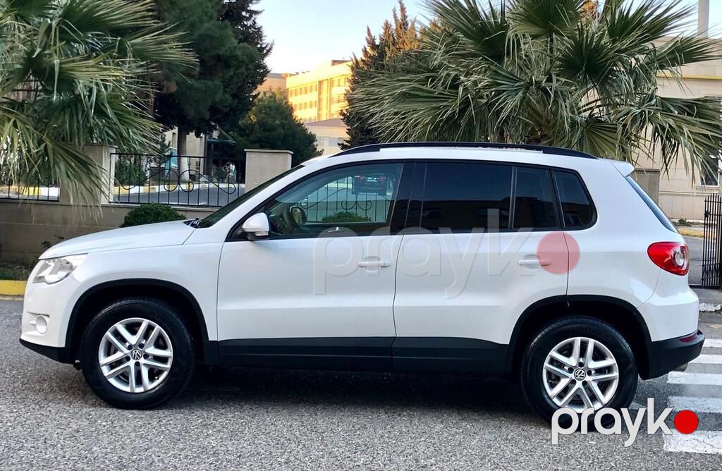 Volkswagen Tiguan, 2.0 L, 2010 il, 240 000 km — Avtomobillər, Bakı (9)