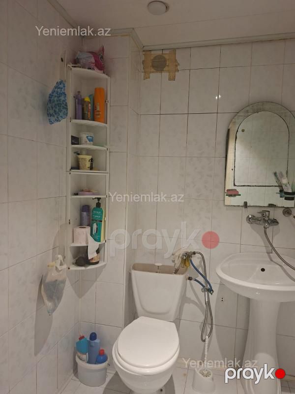 Satılır 2 otaqlı Bina evi menzil (Köhnə tikili), 50 m², 1-ci mikrorayon — Mənzil, Sumqayıt (9)