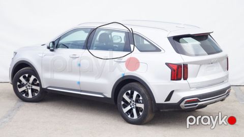 "KİA Sorento 2021-2023" yan arxa şüşələri — Bakı