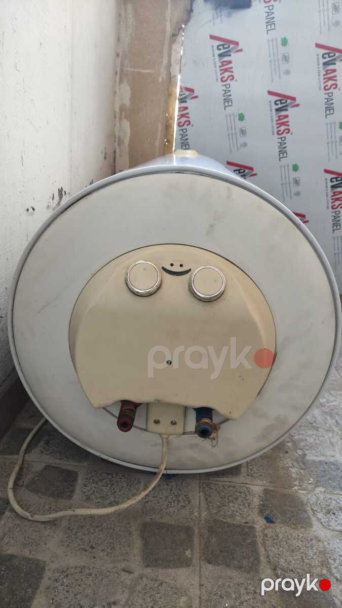 Su qızdırıcısı Ariston 100L — Təmir və inşaat, Bakı (2)