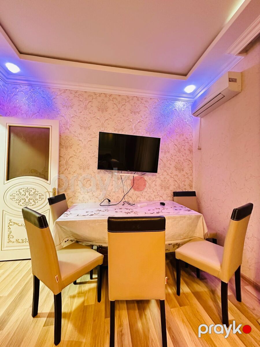 Satılır 2 otaqlı köhnə tikili 50 m² — Mənzil, Bakı (4)