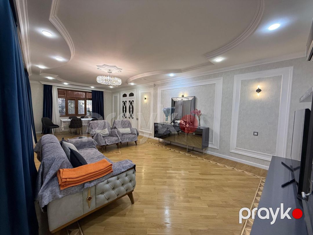 Satılır 6 otaqlı həyət evi/bağ evi 330 m² — Ev, villa, Bakı (7)