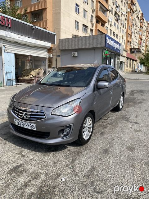 Mitsubishi Attrage, 1.2 L, 2015 il, 230 000 km