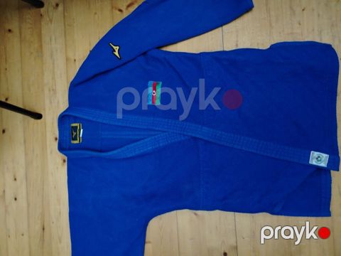 Mavi rəngli cüdo kimono dəsti - Brend: Mizuno (loqolu) - Dəst: yuxarı — Xırdalan