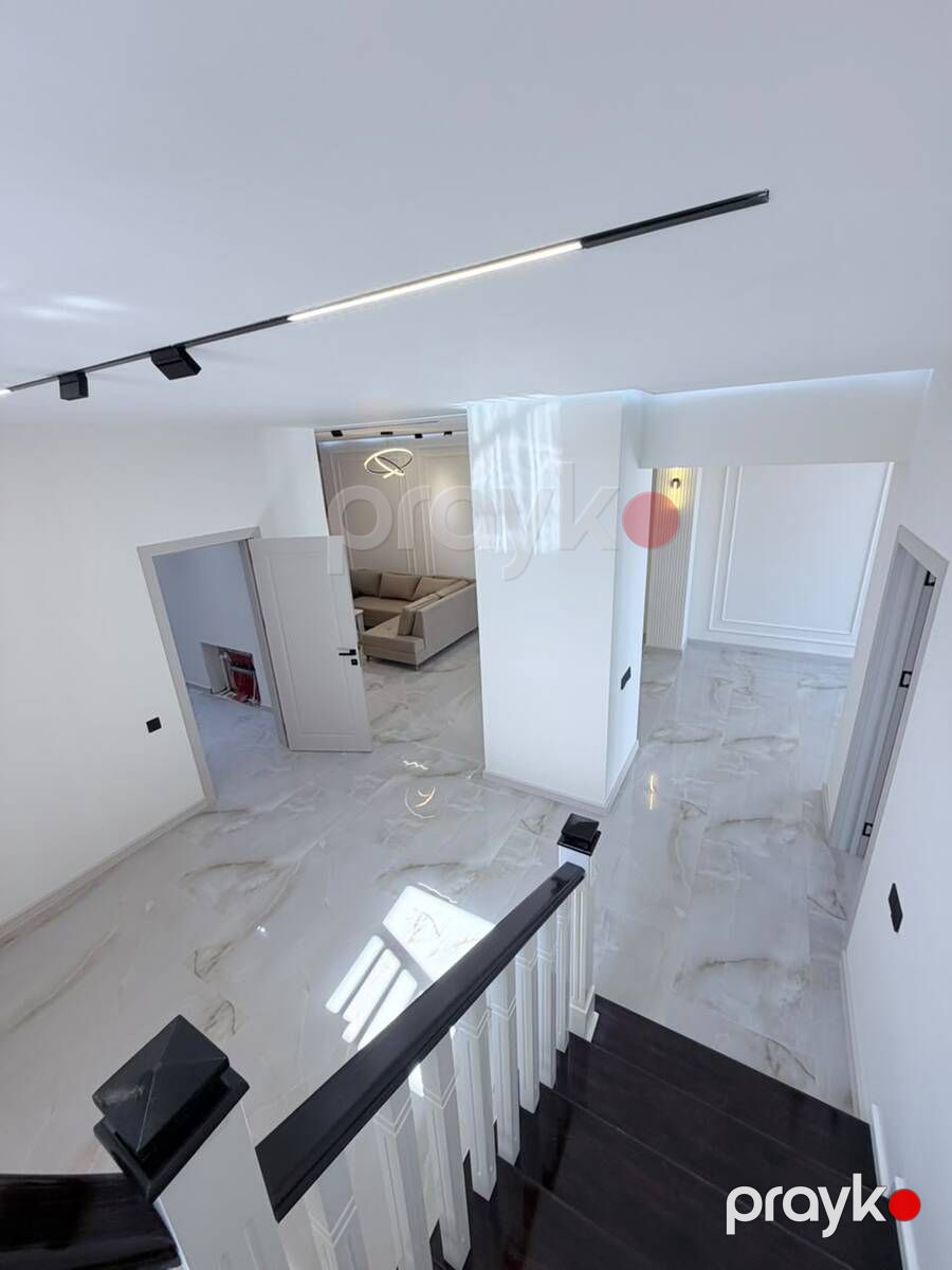 Satılır 5 otaqlı həyət evi/bağ evi 220 m² — Ev, villa, Bakı (11)
