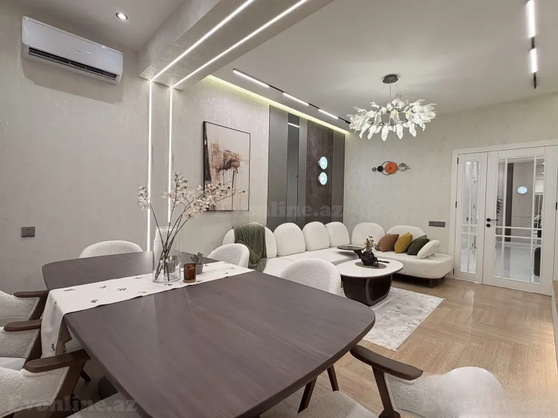 Satılır 3 otaqlı Mənzil Yeni tikili 117 m² Bakı, Nəsimi r., 8 Noyabr m — Bakı