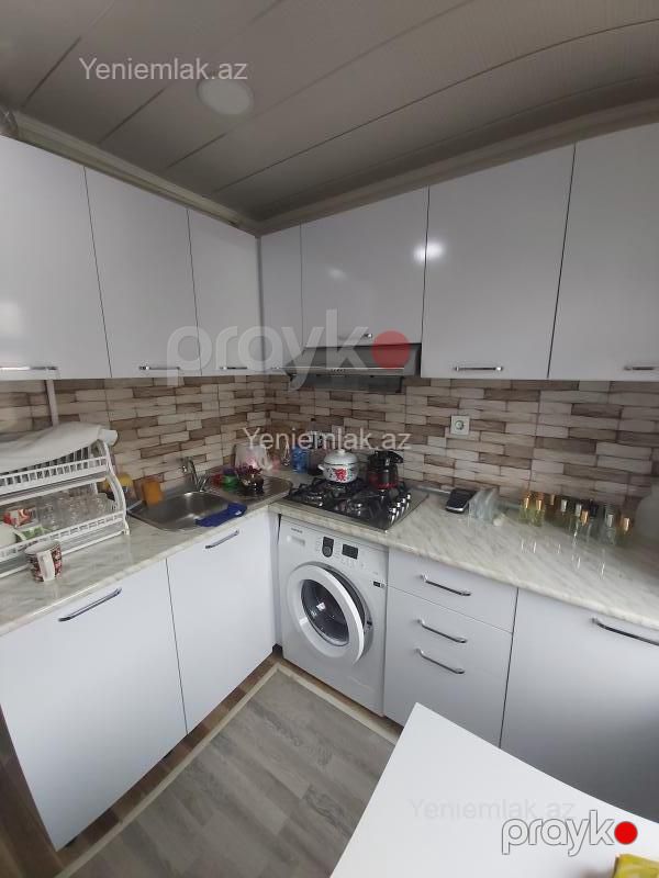 Satılır 2 otaqlı Bina evi menzil (Köhnə tikili), 50 m², 3-cü mikrorayon — Mənzil, Sumqayıt (11)
