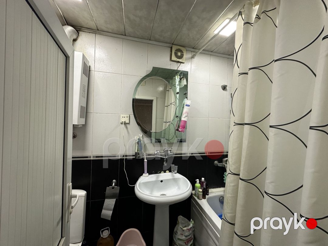 Satılır 3 otaqlı köhnə tikili 65 m² — Mənzil, Bakı (6)