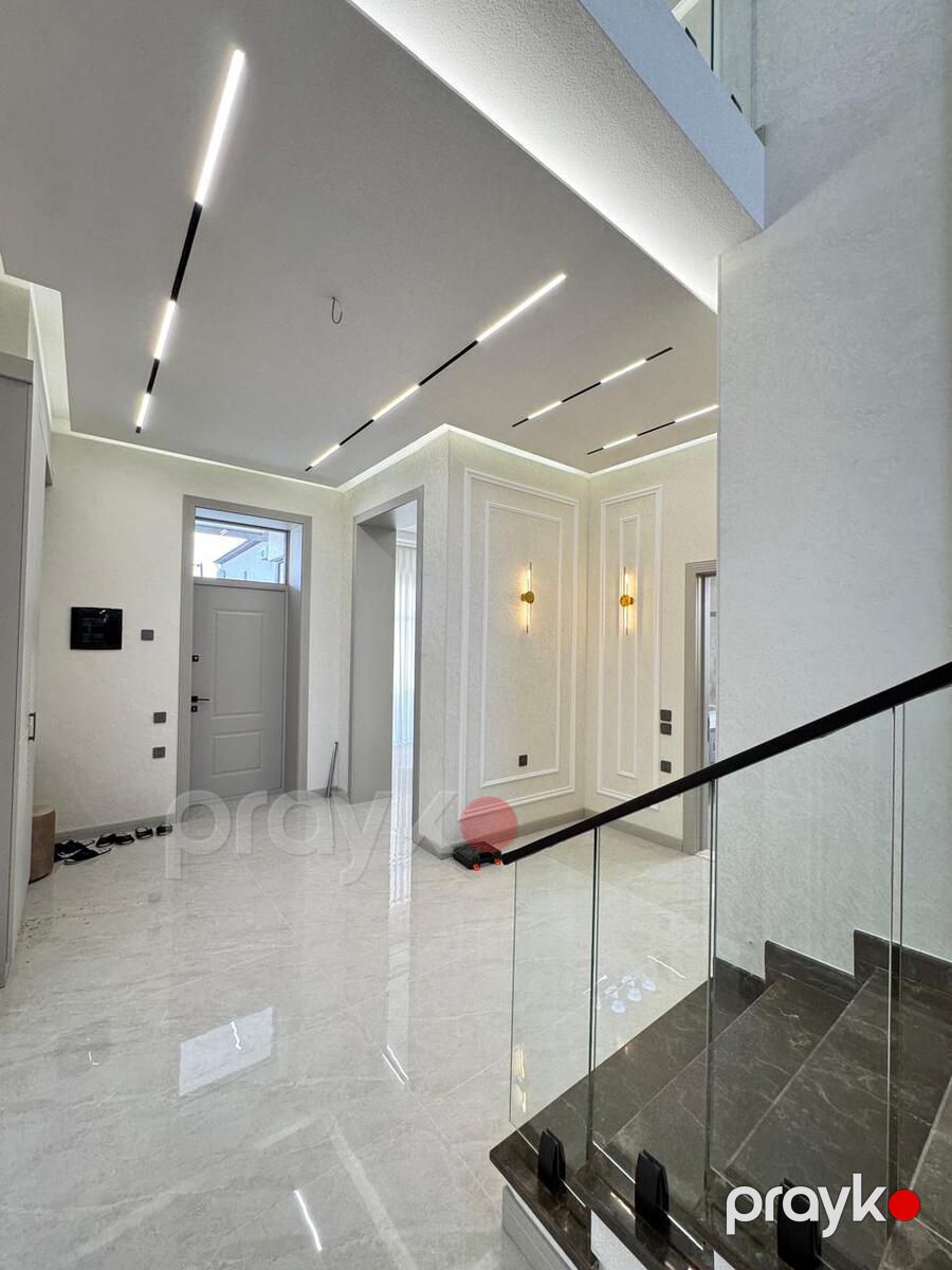 Satılır 5 otaqlı həyət evi/bağ evi 300 m² — Ev, villa, Bakı (10)