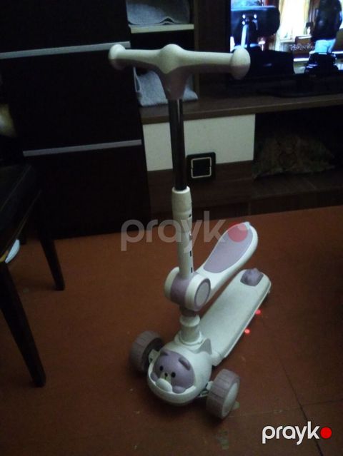 Uşaq skuter–roller (3 təkərli) - Rəng: ağ-bənövşəyi tonlarda - Ön — Bakı