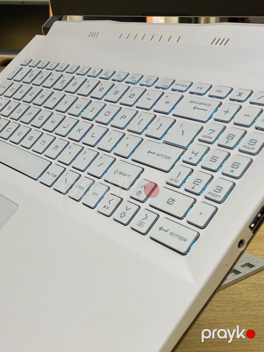 MSI Sword — Noutbuklar, Bakı (3)