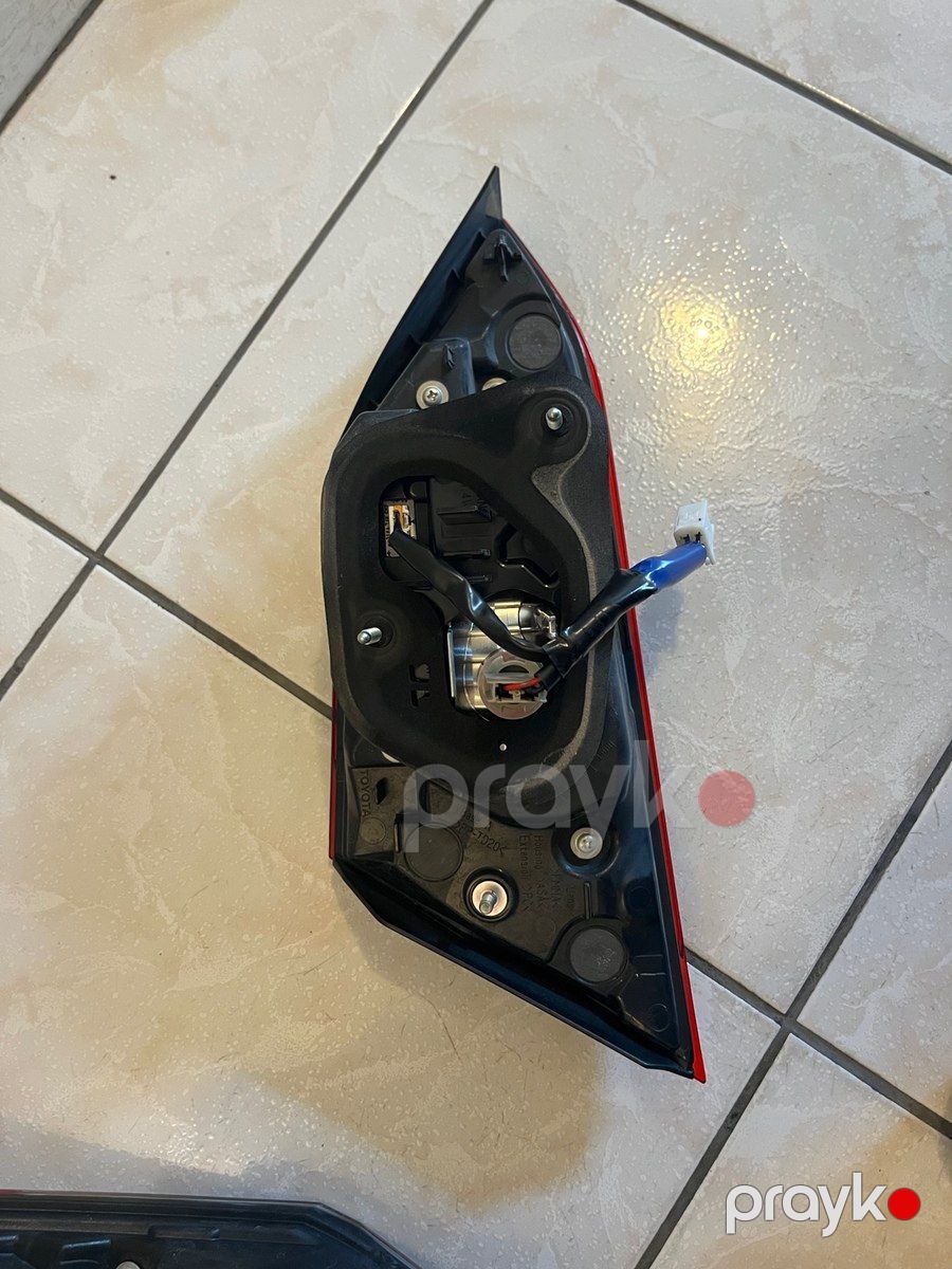 Toyota Camry 70 arxa stop işıqları — Ehtiyat hissələri və aksesuarlar, Bakı (4)