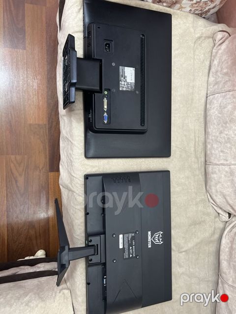 İki ədəd kompüter monitoru 1) HP W2072a - Ekran: 20" LCD (16:9) — Bakı