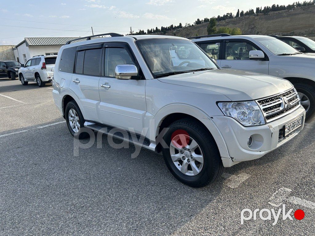 Mitsubishi Pajero, 3.5 L, 2010 il, 271 000 km — Avtomobillər, Bakı (2)