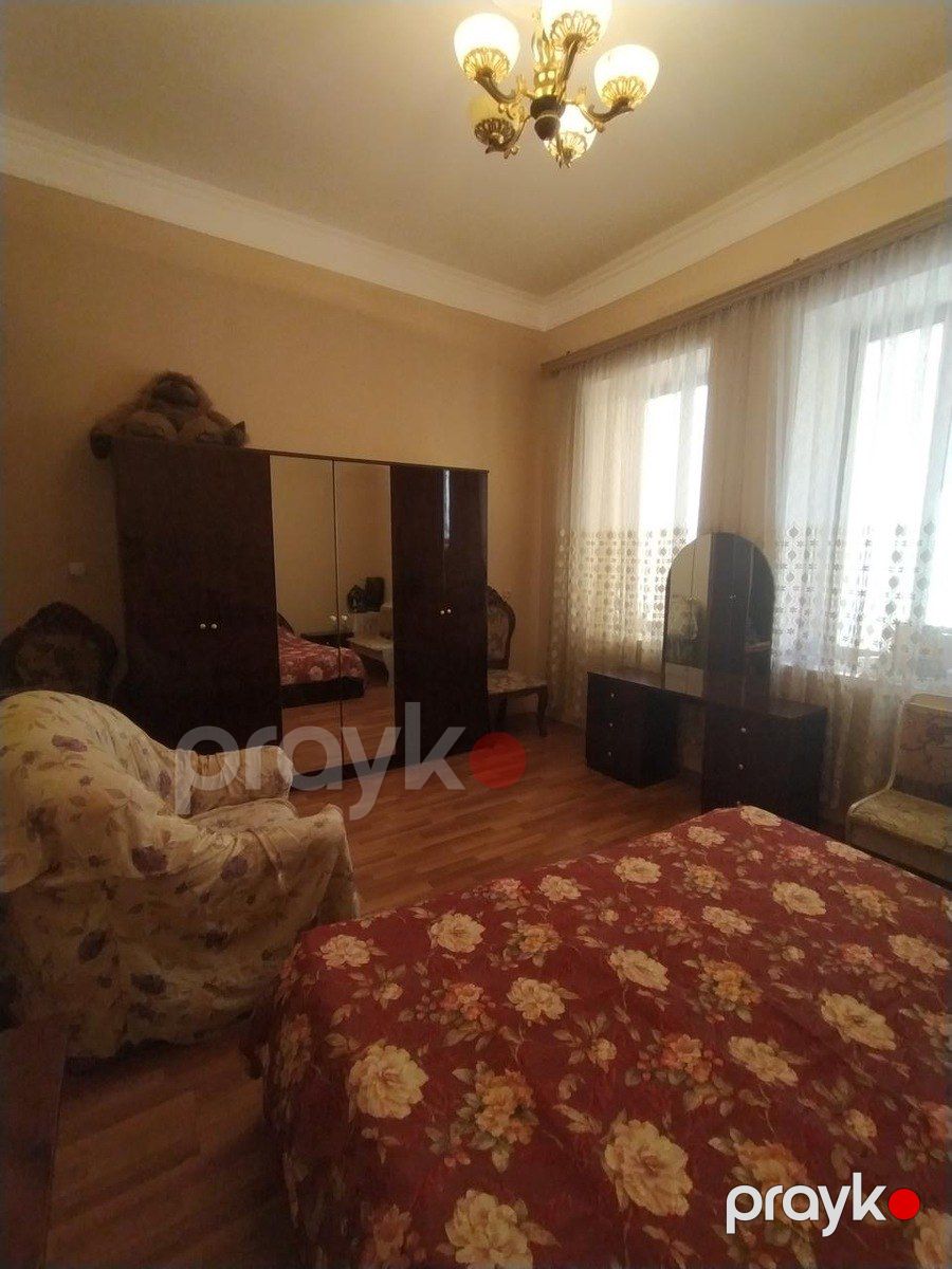 Satılır 6 otaqlı köhnə tikili 180 m² — Mənzil, Bakı (8)