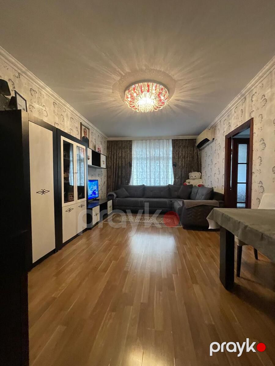 Satılır 4 otaqlı köhnə tikili 100 m² — Mənzil, Bakı (2)