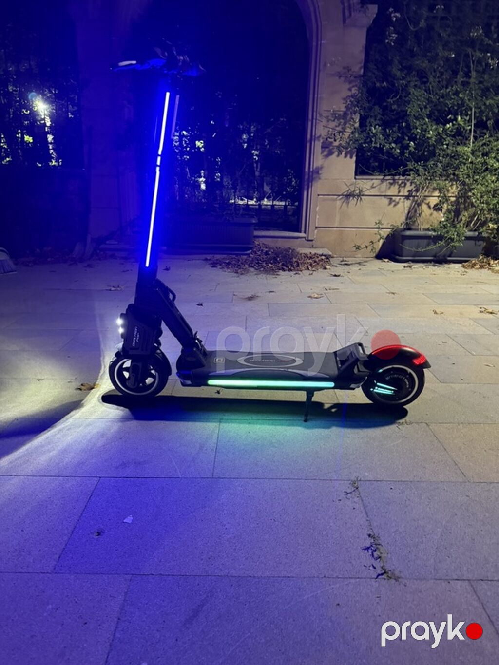 Elektrik skuter – Minimotors (LED displey və geniş işıqlandırma) — Skuterlər, Bakı (4)