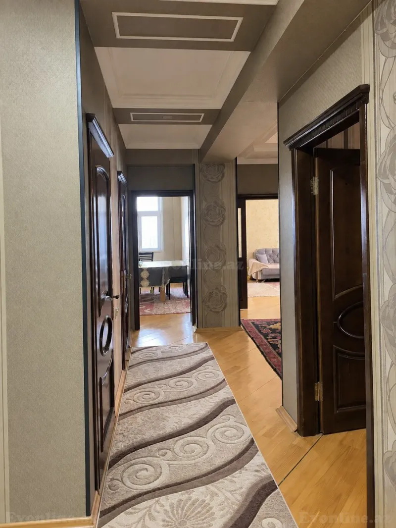 Satılır 3 otaqlı Mənzil Yeni tikili 130 m² Bakı, Yasamal r., İnşaatçılar m — Mənzil, Bakı (3)