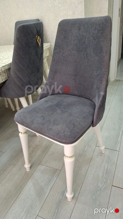 6 ədəd oturacaq cəmi 350₼. heç bir problemi yoxdur.Ünvan Saray — Bakı