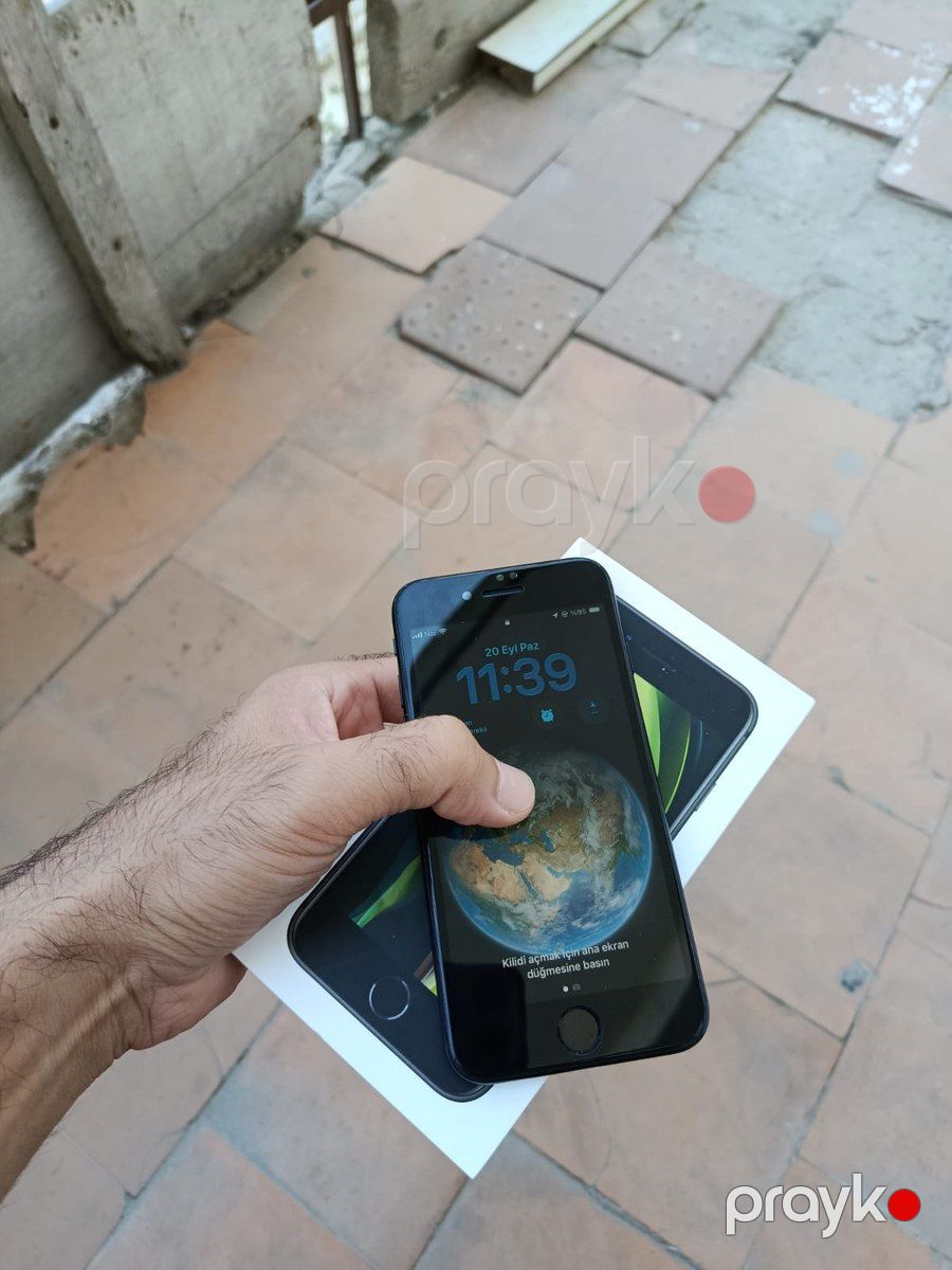 Apple iPhone SE (2020) Black 64GB/3GB — Smartfonlar, Bakı (4)
