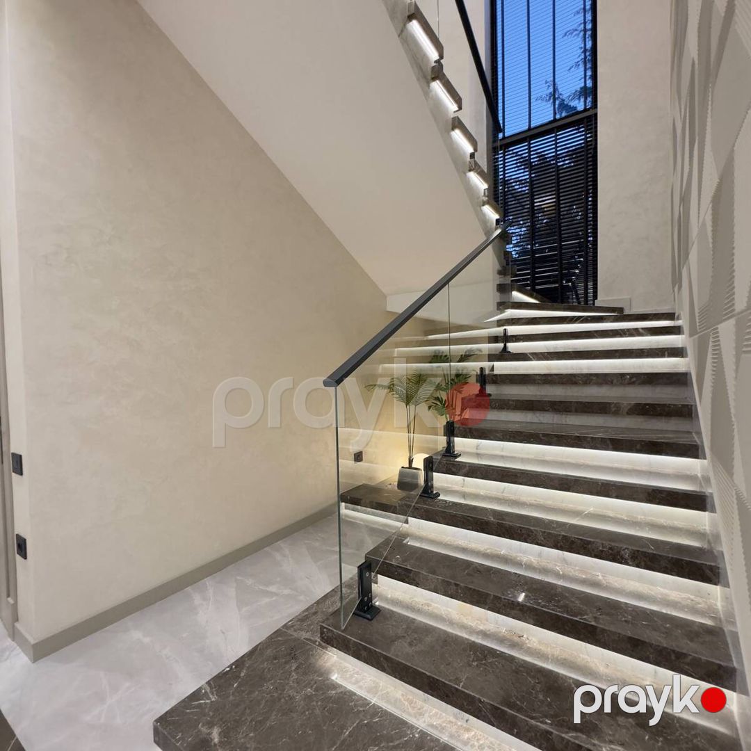 Satılır 5 otaqlı həyət evi/bağ evi 300 m² — Ev, villa, Bakı (8)