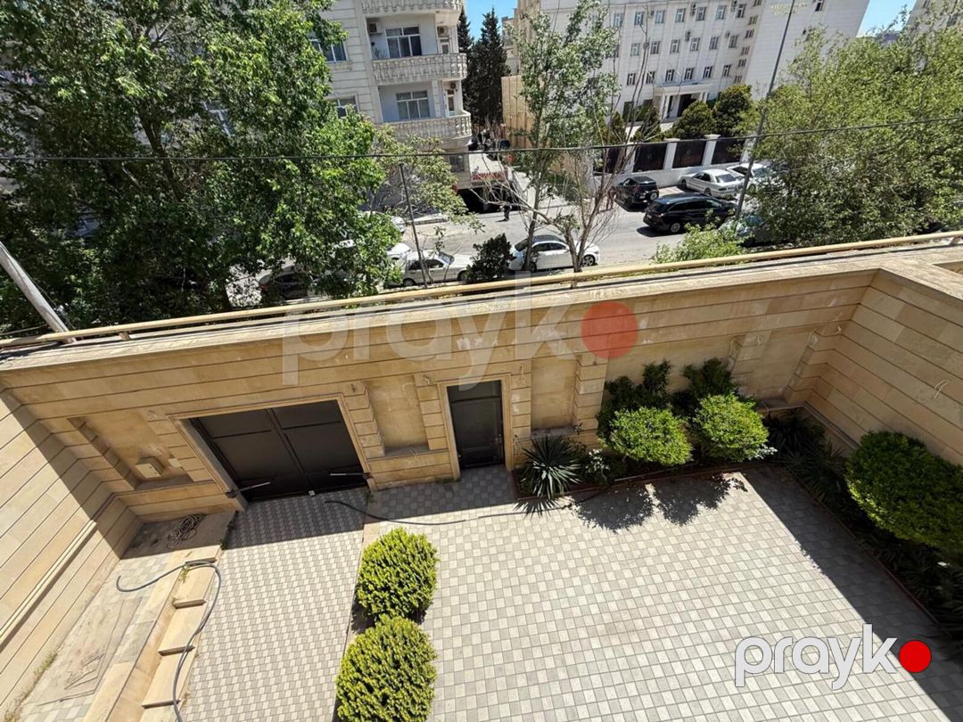 Satılır 8 otaqlı həyət evi/bağ evi 1000 m² — Ev, villa, Bakı (2)